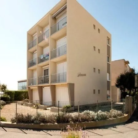 Romarins 1 Apartment *
